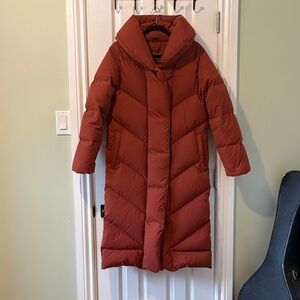 Aritzia Duvet Long puffer jacket - Size XS